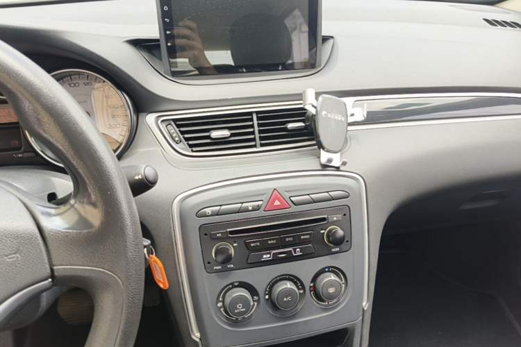 Used Peugeot 308 2014 Enjoy Edition Classic 1.6L Automatic Premium Model Audio And AC Panel