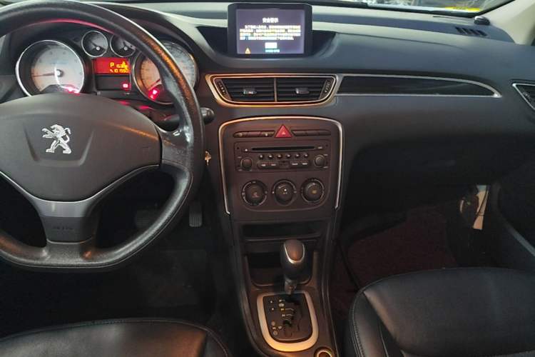 Used Peugeot 308 2014 Enjoy Edition Classic 1.6L Automatic Premium Model Audio And AC Panel