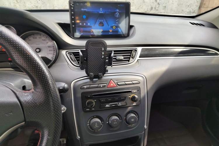 Used Peugeot 308 2014 Enjoy Edition Classic 1.6L Automatic Premium Model Audio And AC Panel