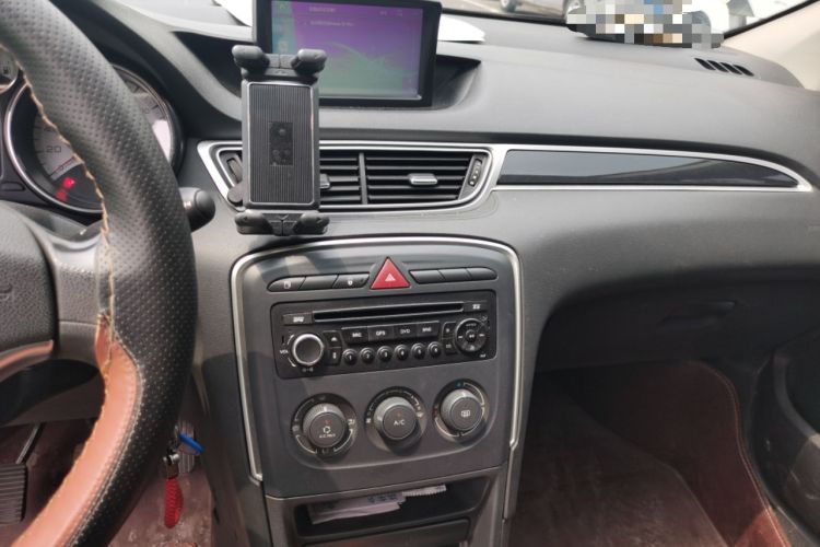 Used Peugeot 308 2014 Enjoy Edition Classic 1.6L Manual YouShang Model Audio And AC Panel