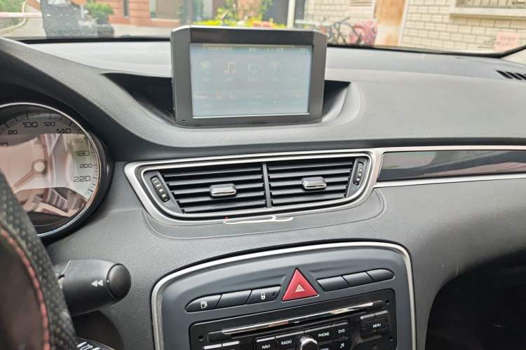 Used Peugeot 308 2014 Enjoy Edition Classic 1.6L Automatic Premium Model Audio And AC Panel