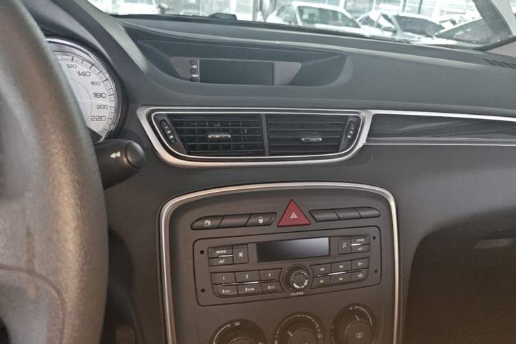 Used Peugeot 308 2014 Enjoy Edition Classic 1.6L Automatic Premium Model Audio And AC Panel