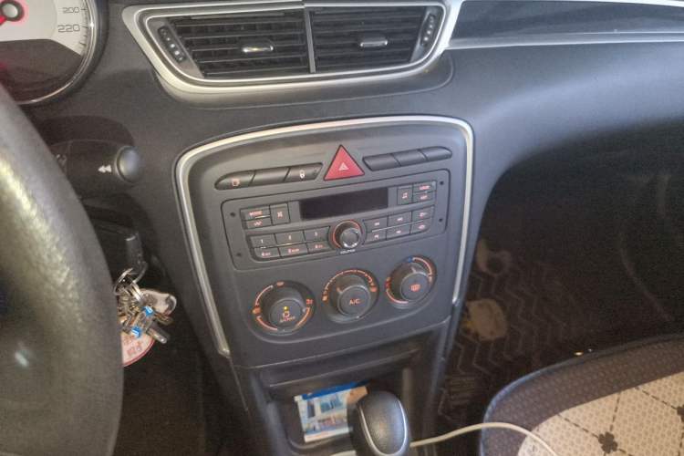 Used Peugeot 308 2014 Enjoy Edition Classic 1.6L Automatic Premium Model Audio And AC Panel