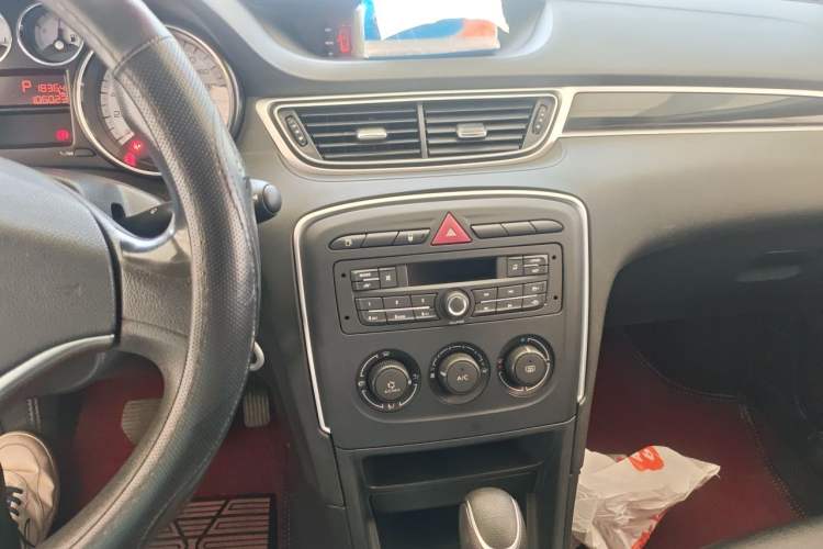 Used Peugeot 308 2014 Enjoy Edition Classic 1.6L Automatic Premium Model Audio And AC Panel