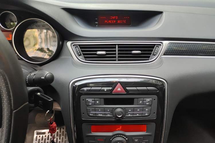Used Peugeot 308 2014 Enjoy Edition Classic 1.6L Automatic Premium Model Audio And AC Panel