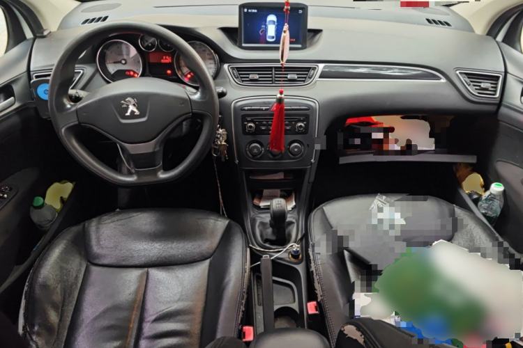 Used Peugeot 308 2014 Enjoy Edition Classic 1.6L Manual YouShang Model Center Console