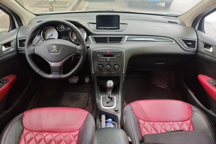 Used Peugeot 308 2014 Enjoy Edition Classic 1.6L Automatic Premium Model Center Console
