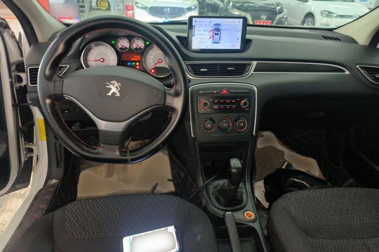 Used Peugeot 308 2014 Enjoy Edition Classic 1.6L Manual YouShang Model Center Console