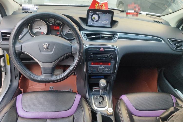 Used Peugeot 308 2014 Enjoy Edition Classic 1.6L Automatic Premium Model Center Console