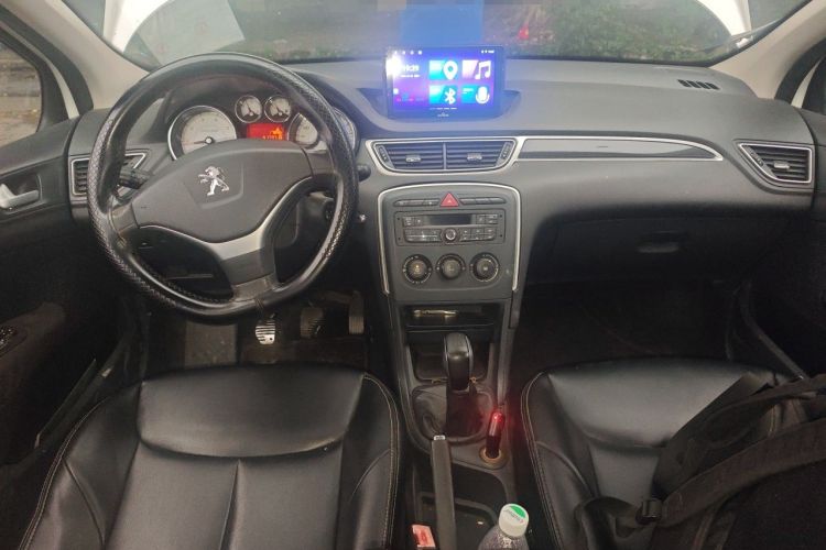 Used Peugeot 308 2014 Enjoy Edition Classic 1.6L Manual YouShang Model Center Console