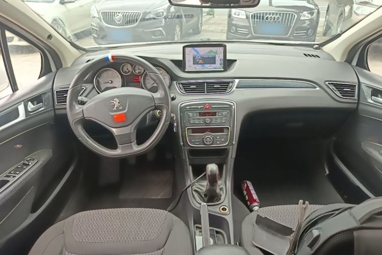 Used Peugeot 308 2014 Enjoy Edition Classic 1.6L Manual Fashion Model Center Console