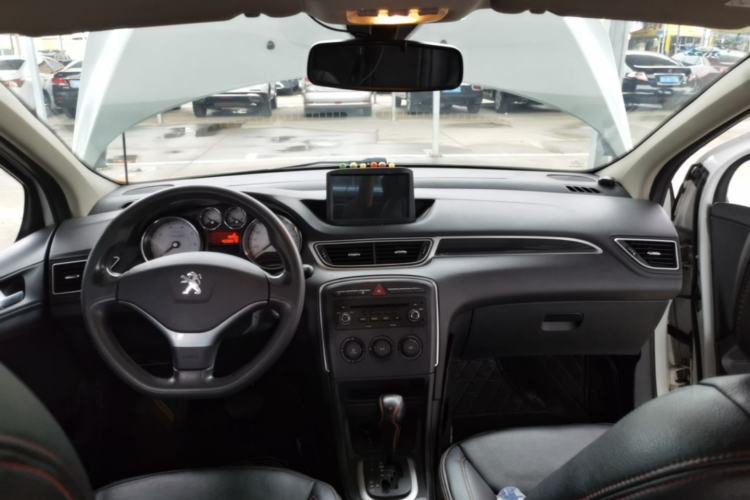 Used Peugeot 308 2014 Enjoy Edition Classic 1.6L Automatic Premium Model Center Console