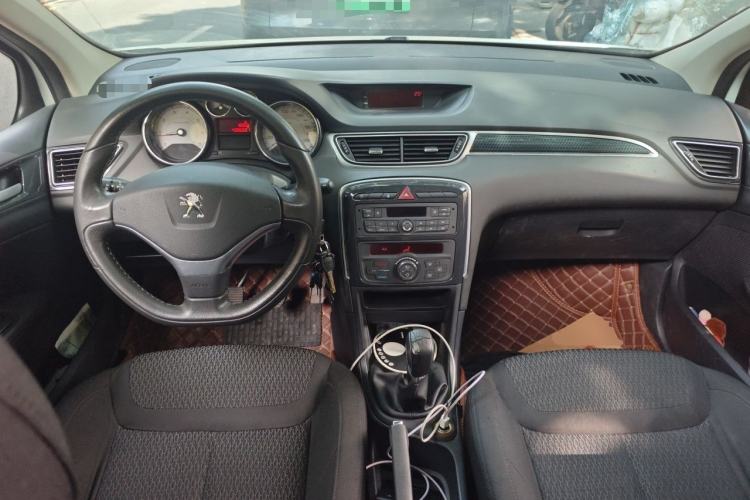 Used Peugeot 308 2014 Enjoy Edition Classic 1.6L Manual Fashion Model Center Console