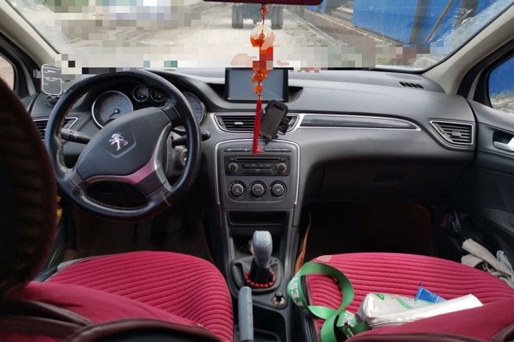 Used Peugeot 308 2014 Enjoy Edition Classic 1.6L Manual YouShang Model Center Console
