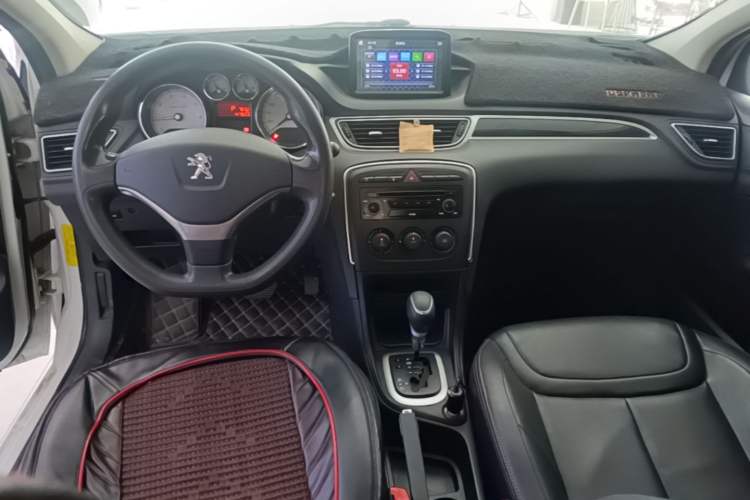 Used Peugeot 308 2014 Enjoy Edition Classic 1.6L Automatic Premium Model Center Console