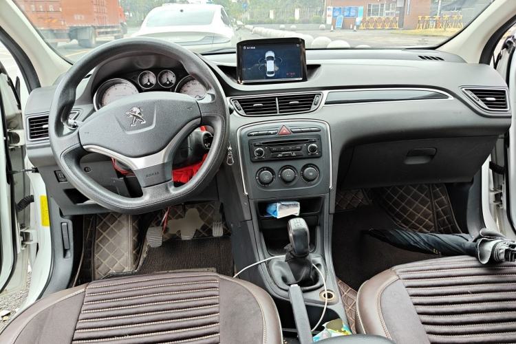Used Peugeot 308 2014 Enjoy Edition Classic 1.6L Manual YouShang Model Center Console