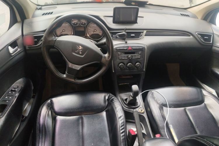 Used Peugeot 308 2014 Enjoy Edition Classic 1.6L Manual YouShang Model Center Console