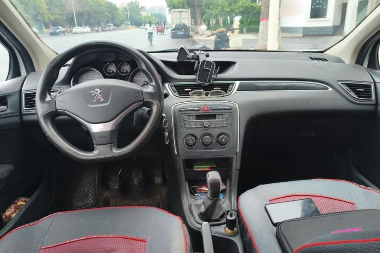 Used Peugeot 308 2014 Enjoy Edition Classic 1.6L Manual YouShang Model Center Console