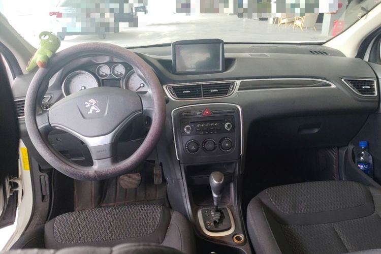 Used Peugeot 308 2014 Enjoy Edition Classic 1.6L Automatic Premium Model Center Console