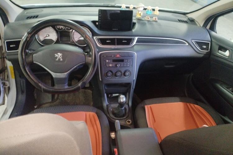Used Peugeot 308 2014 Enjoy Edition Classic 1.6L Manual YouShang Model Center Console