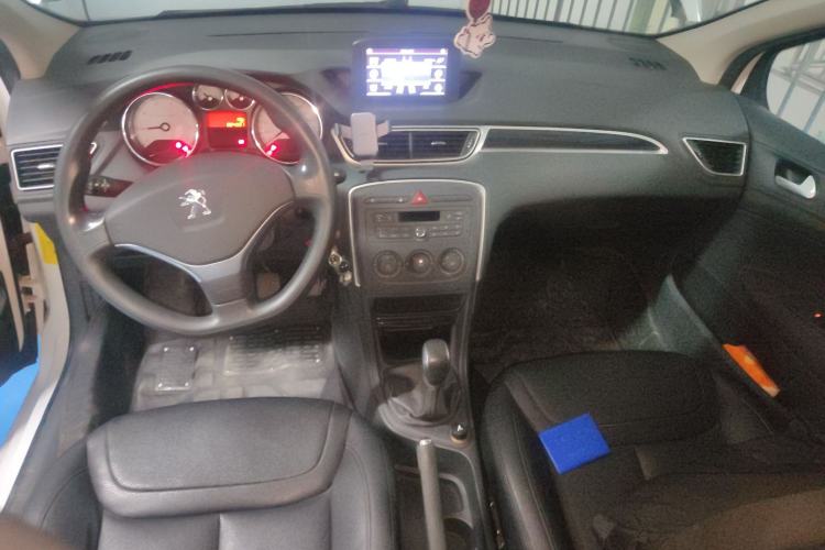 Used Peugeot 308 2014 Enjoy Edition Classic 1.6L Manual YouShang Model Center Console