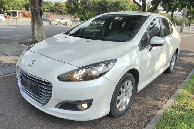 Ojetý Peugeot 308 2014 Enjoy Edition Classic 1.6L Manual YouShang Model