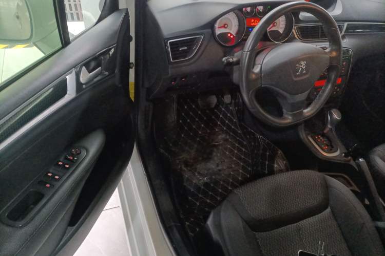 Used Peugeot 308 2014 Enjoyment Edition Classic 1.6L Automatic Fashion Model Driver Seat