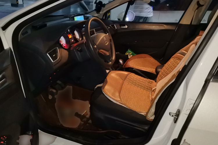 Used Peugeot 308 2014 Enjoy Edition Classic 1.6L Manual YouShang Model Driver Seat