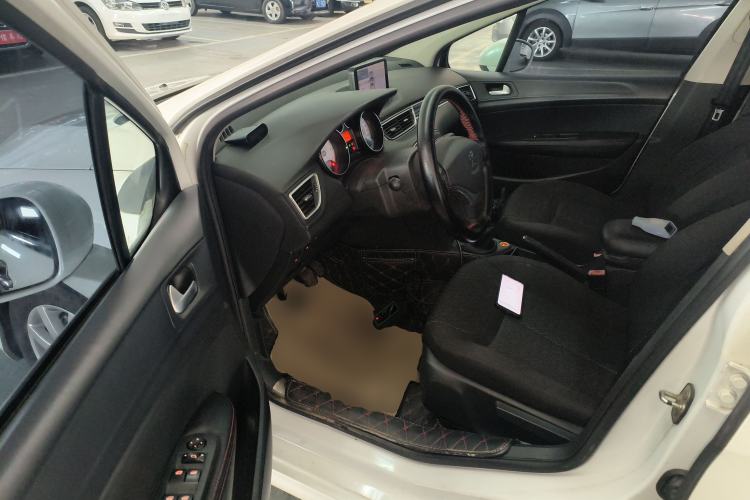 Used Peugeot 308 2014 Enjoy Edition Classic 1.6L Manual YouShang Model Driver Seat