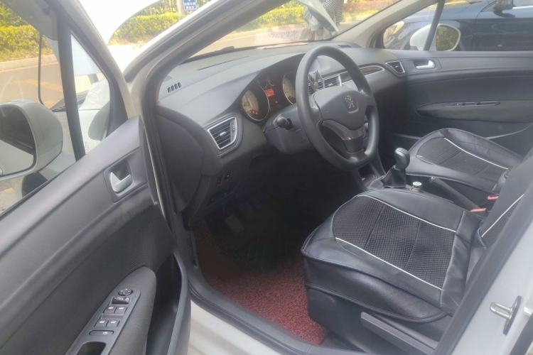 Used Peugeot 308 2014 Enjoy Edition Classic 1.6L Manual YouShang Model Driver Seat