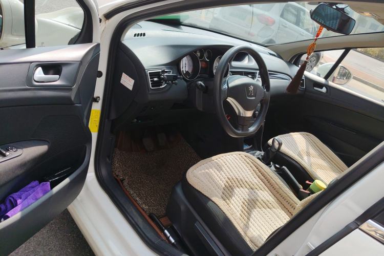 Used Peugeot 308 2014 Enjoy Edition Classic 1.6L Manual YouShang Model Driver Seat
