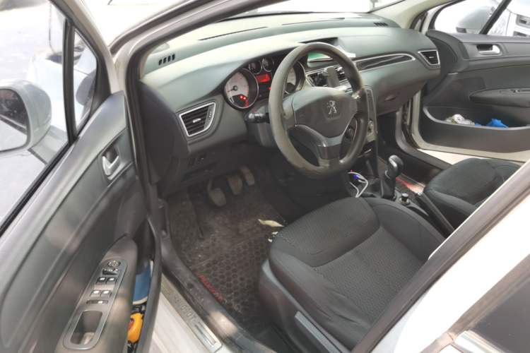 Used Peugeot 308 2014 Enjoy Edition Classic 1.6L Manual YouShang Model Driver Seat
