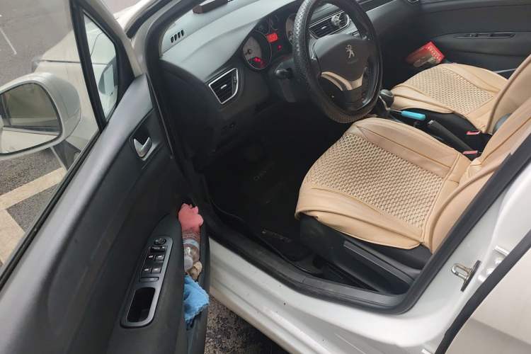 Used Peugeot 308 2014 Enjoy Edition Classic 1.6L Automatic Premium Model Driver Seat