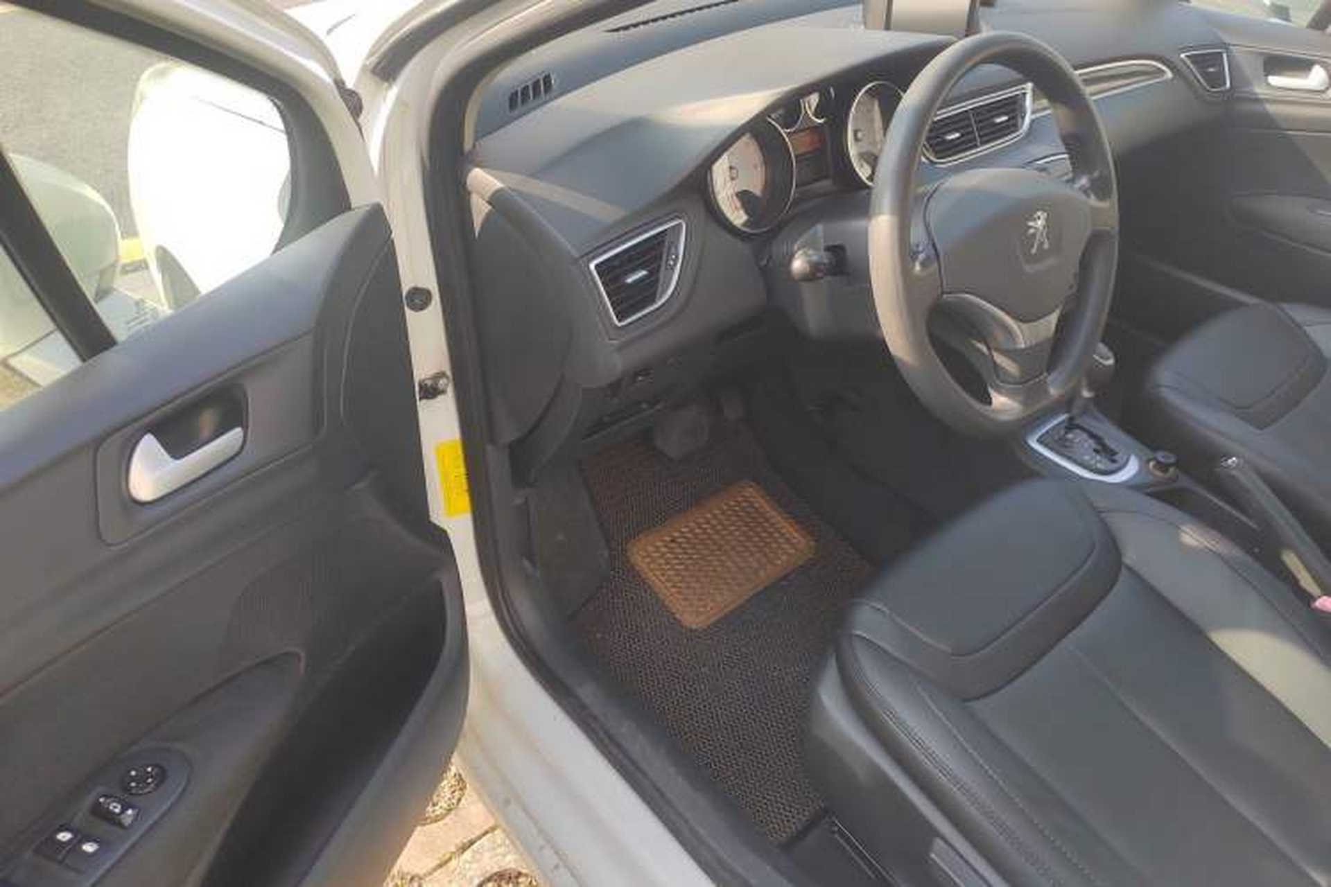 Used Peugeot 308 2014 Enjoy Edition Classic 1.6L Automatic Premium Model Driver Seat