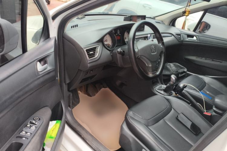 Used Peugeot 308 2014 Enjoy Edition Classic 1.6L Manual YouShang Model Driver Seat