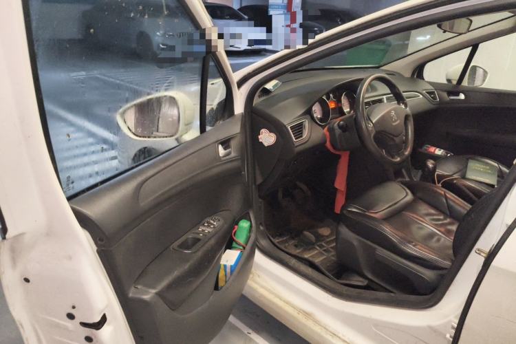 Used Peugeot 308 2014 Enjoy Edition Classic 1.6L Manual YouShang Model Driver Seat