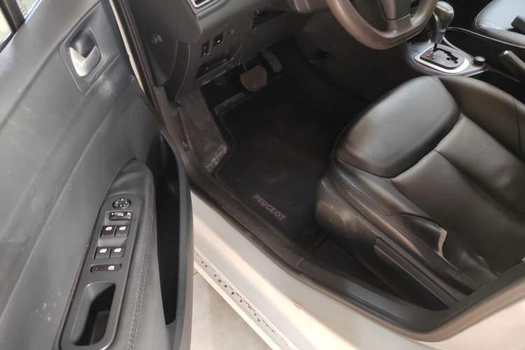 Used Peugeot 308 2014 Enjoy Edition Classic 1.6L Automatic Premium Model Driver Seat
