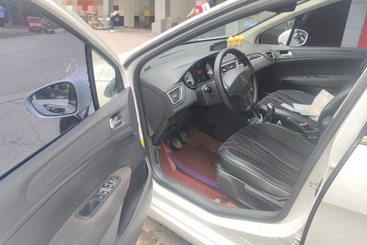 Used Peugeot 308 2014 Enjoy Edition Classic 1.6L Manual Fashion Model Driver Seat