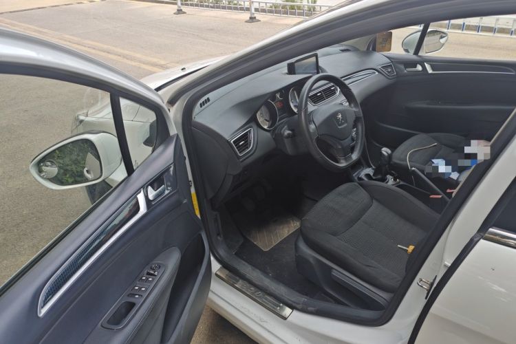 Used Peugeot 308 2014 Enjoy Edition Classic 1.6L Manual Fashion Model Driver Seat