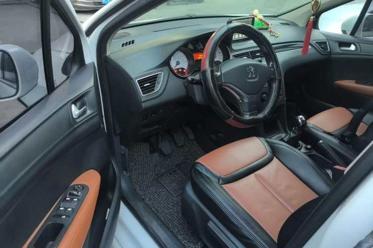 Used Peugeot 308 2014 Enjoy Edition Classic 1.6L Manual YouShang Model Driver Seat