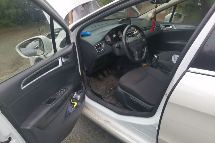 Used Peugeot 308 2014 Enjoy Edition Classic 1.6L Manual YouShang Model Driver Seat