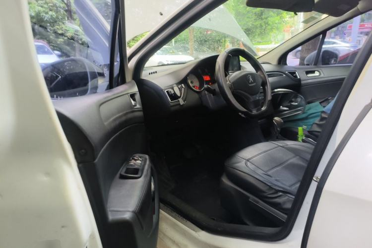 Used Peugeot 308 2014 Enjoy Edition Classic 1.6L Automatic Premium Model Driver Seat