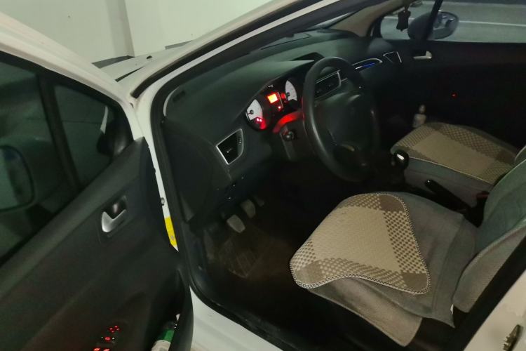 Used Peugeot 308 2014 Enjoy Edition Classic 1.6L Manual YouShang Model Driver Seat