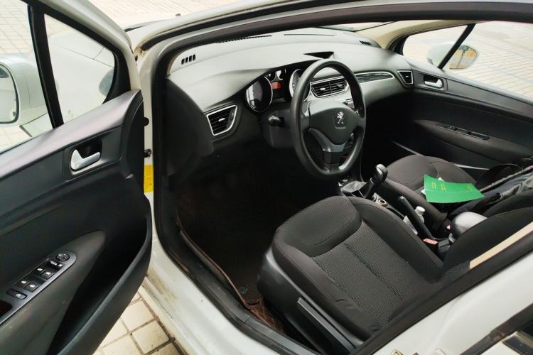 Used Peugeot 308 2014 Enjoy Edition Classic 1.6L Manual YouShang Model Driver Seat