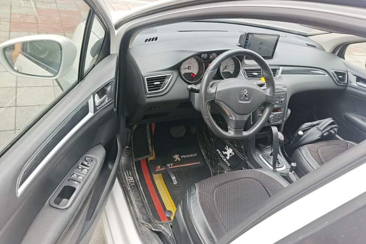 Used Peugeot 308 2014 Enjoyment Edition Classic 1.6L Automatic Fashion Model Driver Seat