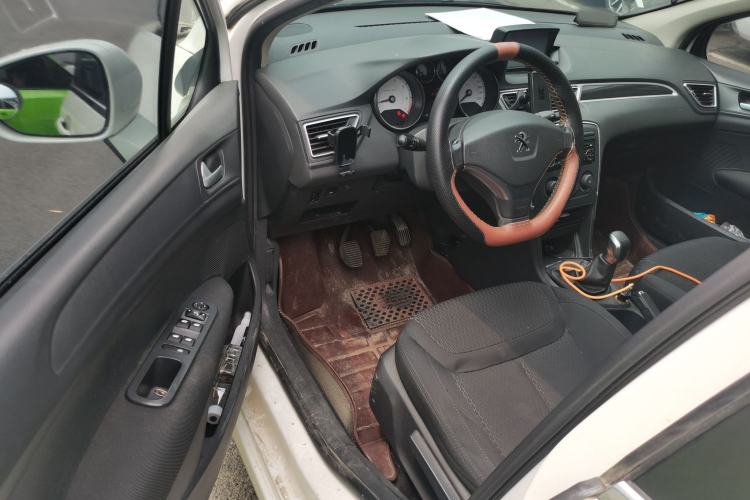Used Peugeot 308 2014 Enjoy Edition Classic 1.6L Manual YouShang Model Driver Seat