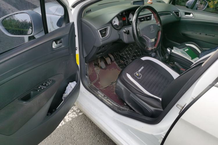 Used Peugeot 308 2014 Enjoy Edition Classic 1.6L Manual YouShang Model Driver Seat