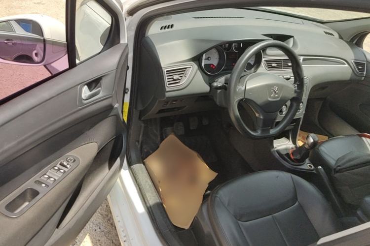 Used Peugeot 308 2014 Enjoy Edition Classic 1.6L Manual YouShang Model Driver Seat