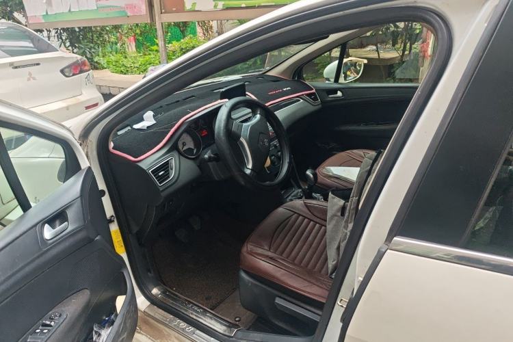 Used Peugeot 308 2014 Enjoy Edition Classic 1.6L Manual YouShang Model Driver Seat