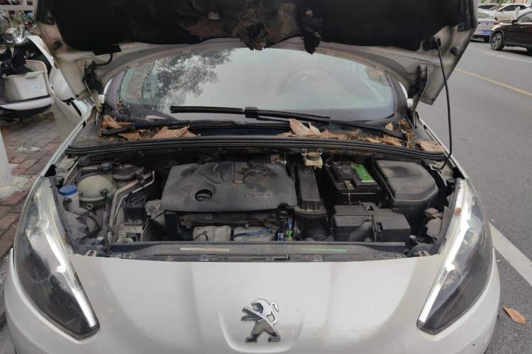 Used Peugeot 308 2014 Enjoy Edition Classic 1.6L Automatic Premium Model Engine Bay